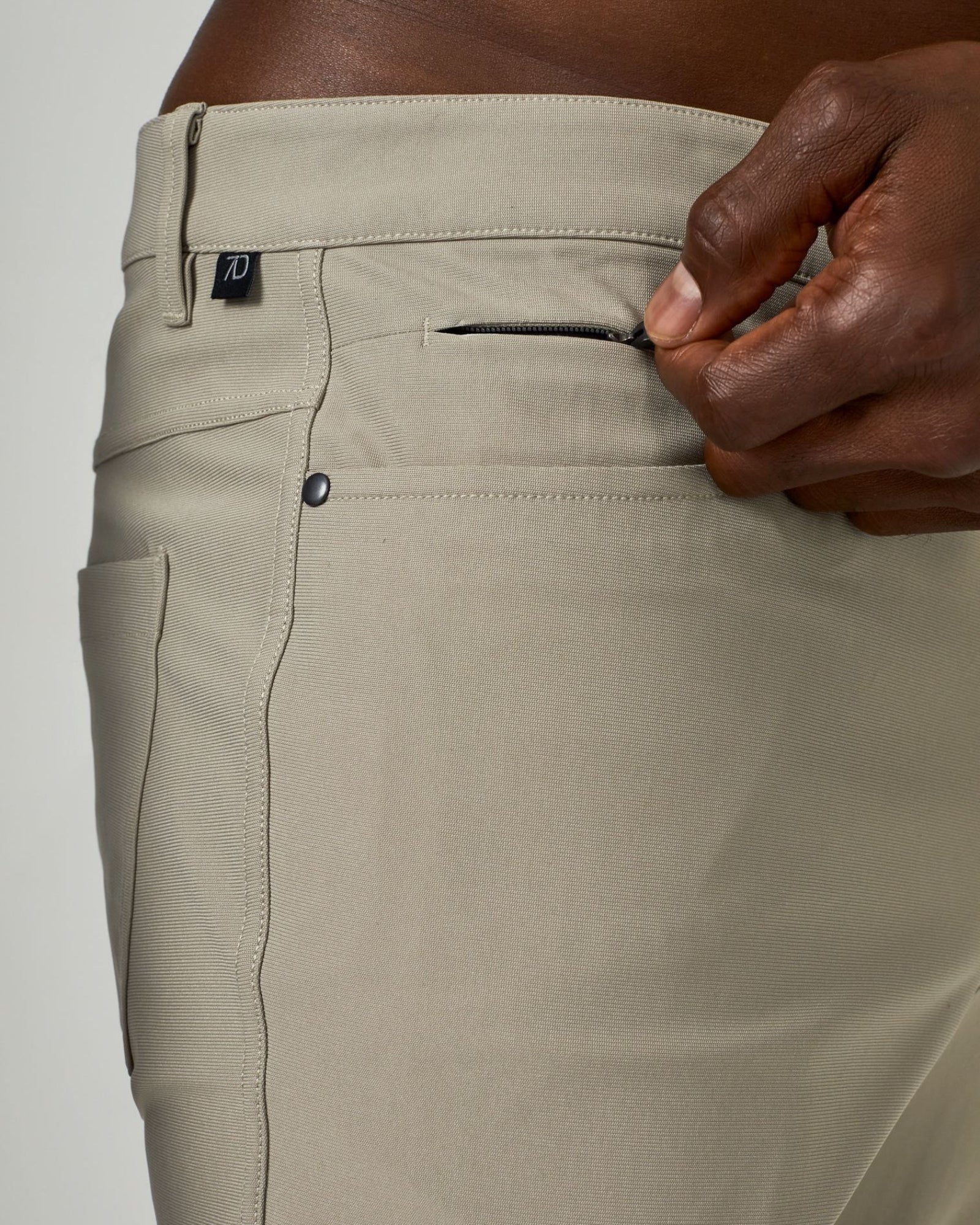 7 Diamonds Infinity 7 Pocket Pant In Taupe