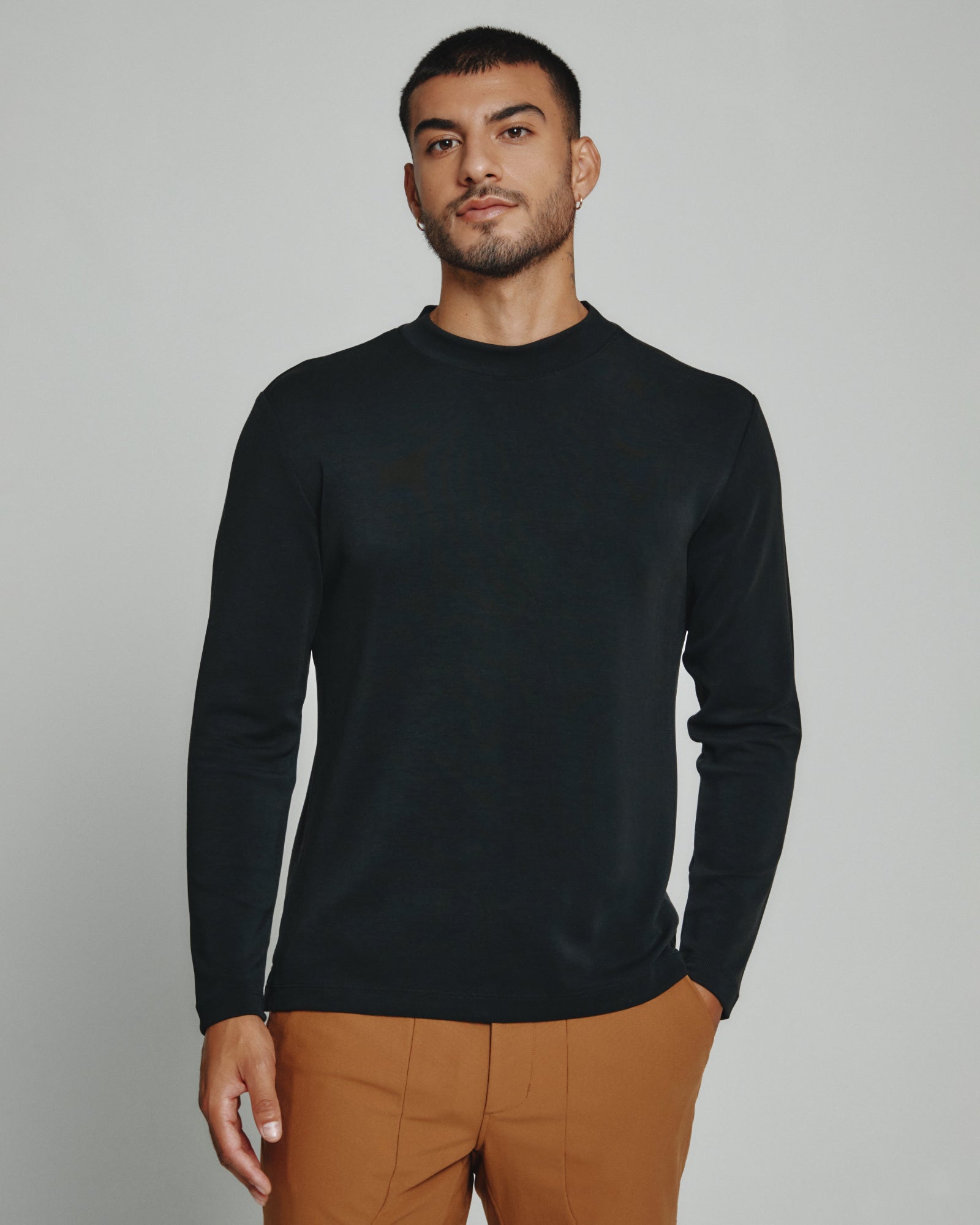 7 Diamonds REV™ Mock Neck