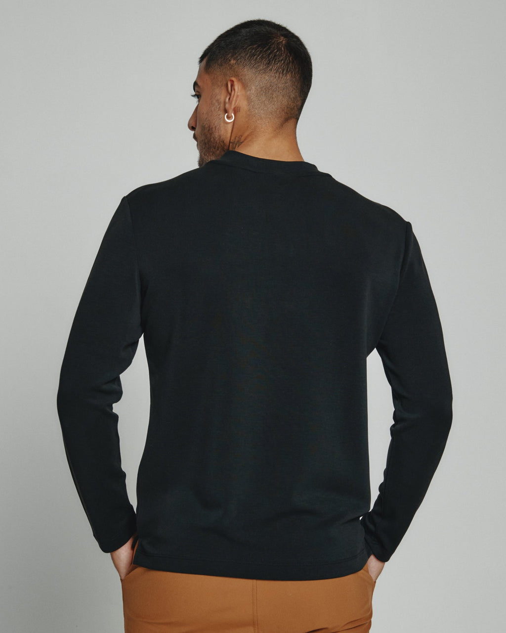 7 Diamonds REV™ Mock Neck