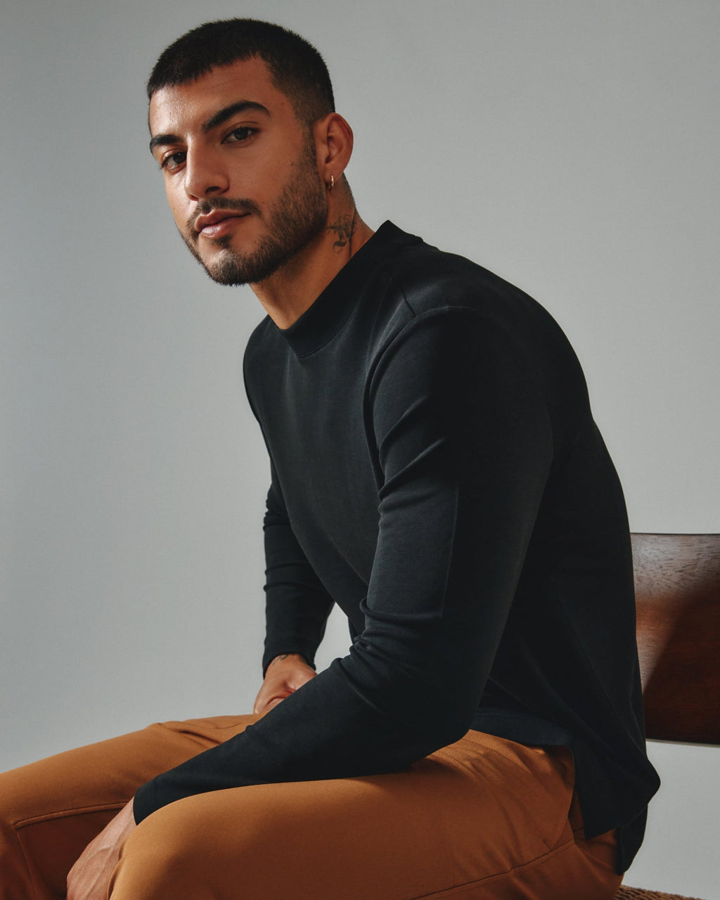 7 Diamonds REV™ Mock Neck