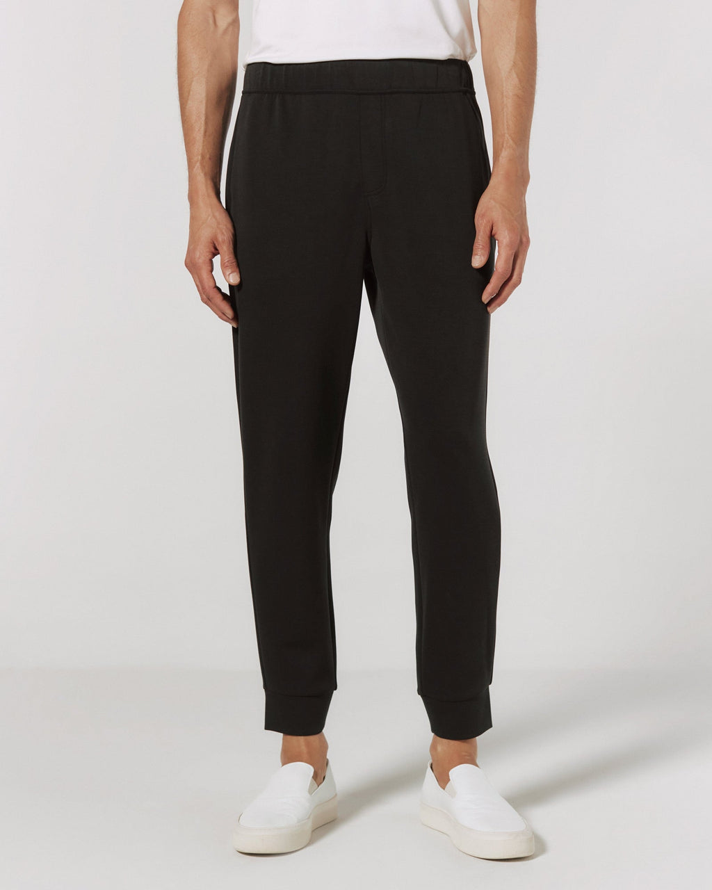 7 Diamonds REV™ Jogger in Black