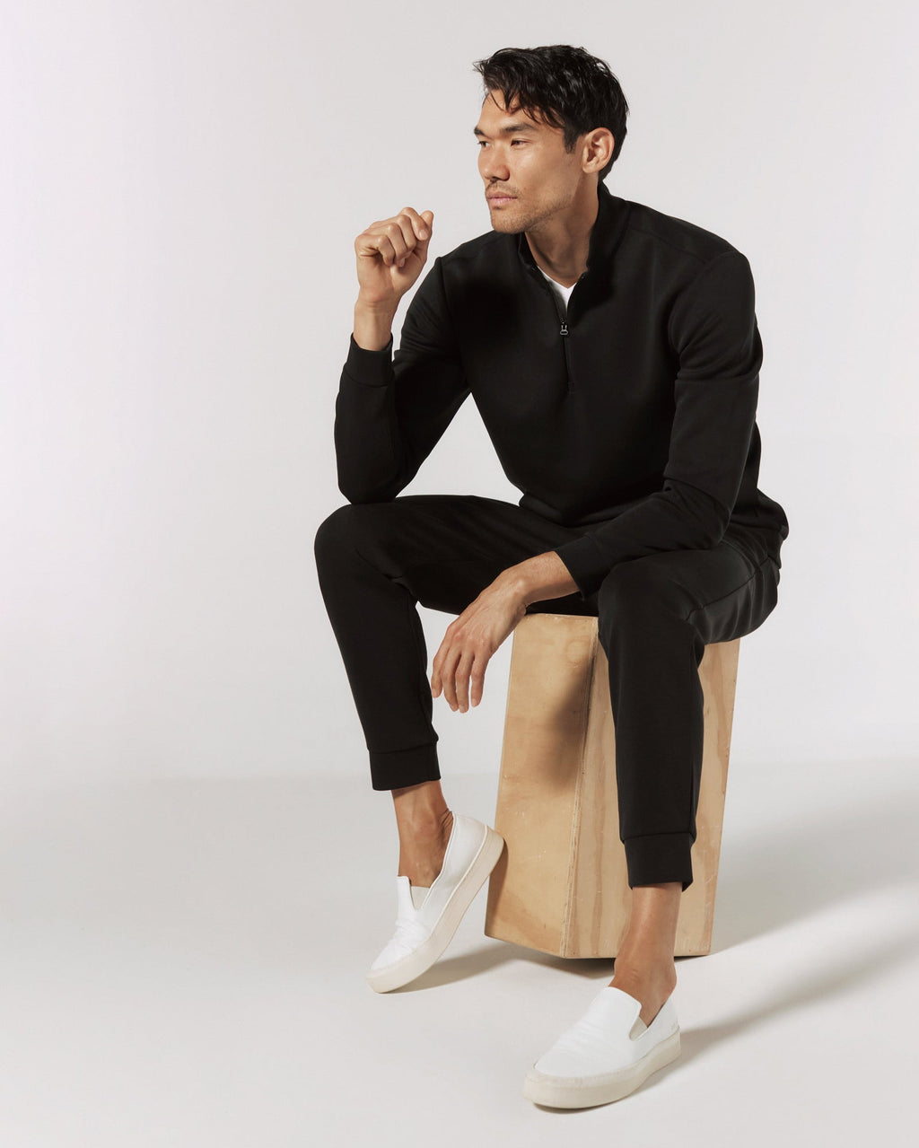 7 Diamonds REV™ Jogger in Black