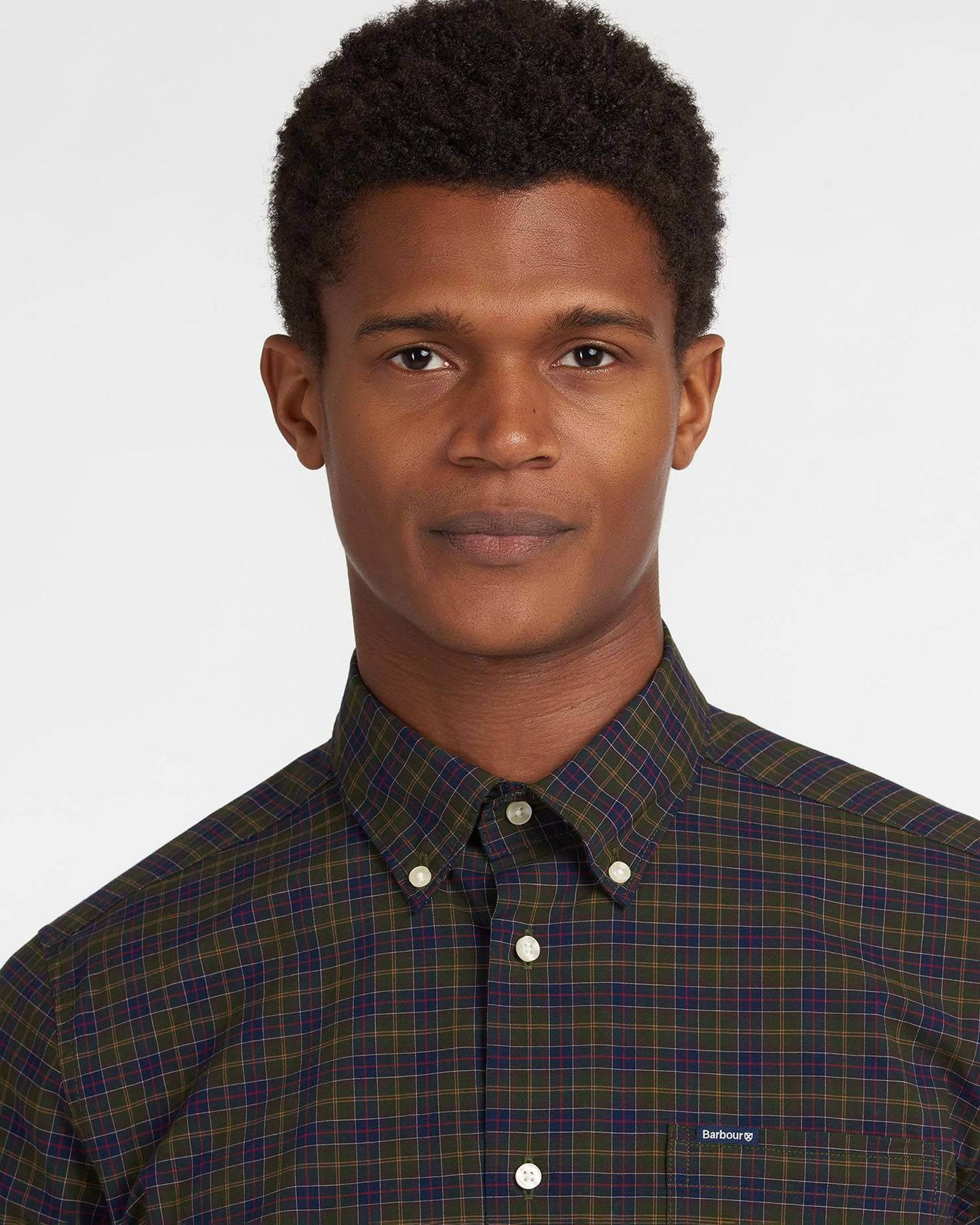 Barbour Lomond Tailored Buttondown Collar Shirt in Classic Tartan - Rainwater's Men's Clothing and Tuxedo Rental