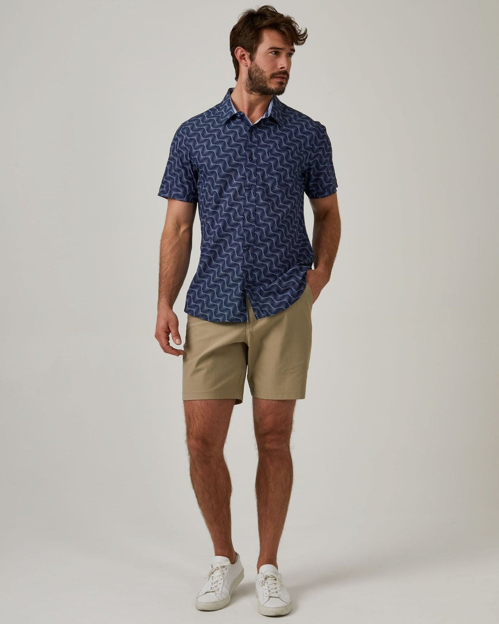 7 Diamonds Infinity 7" Chino Short In Khaki